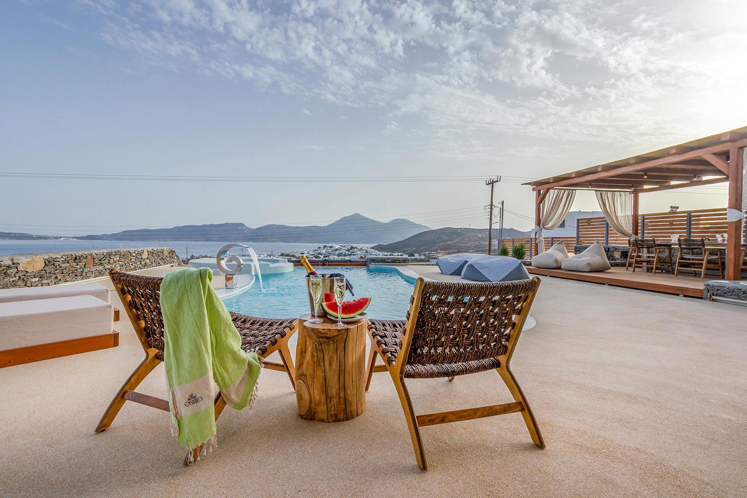 Osmio Luxury Residence Adamantas  Esterno foto