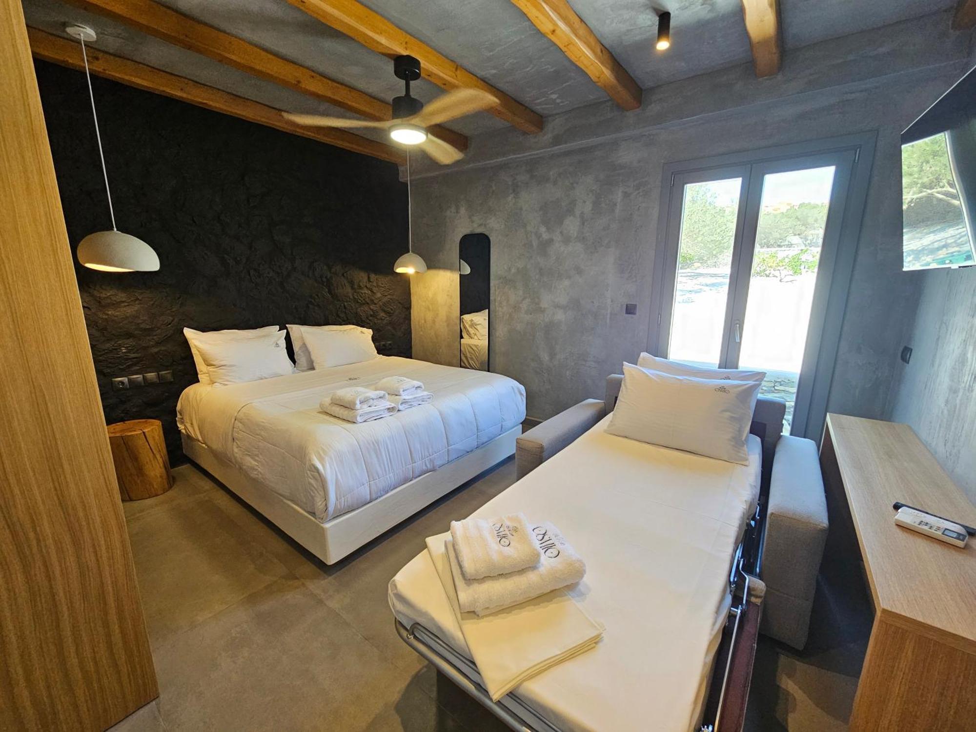 Osmio Luxury Residence Adamantas  Esterno foto
